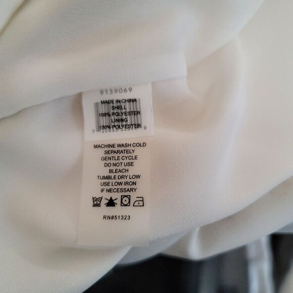 Vince Camuto Paisley Ceam Sleeveless Blouse L Nwt - Picture 6 of 6